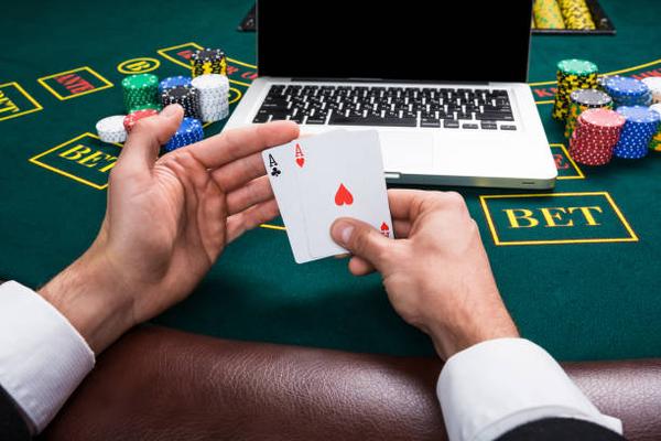 The Evolution of Poker88 Strategy: Adapting to Changing Times