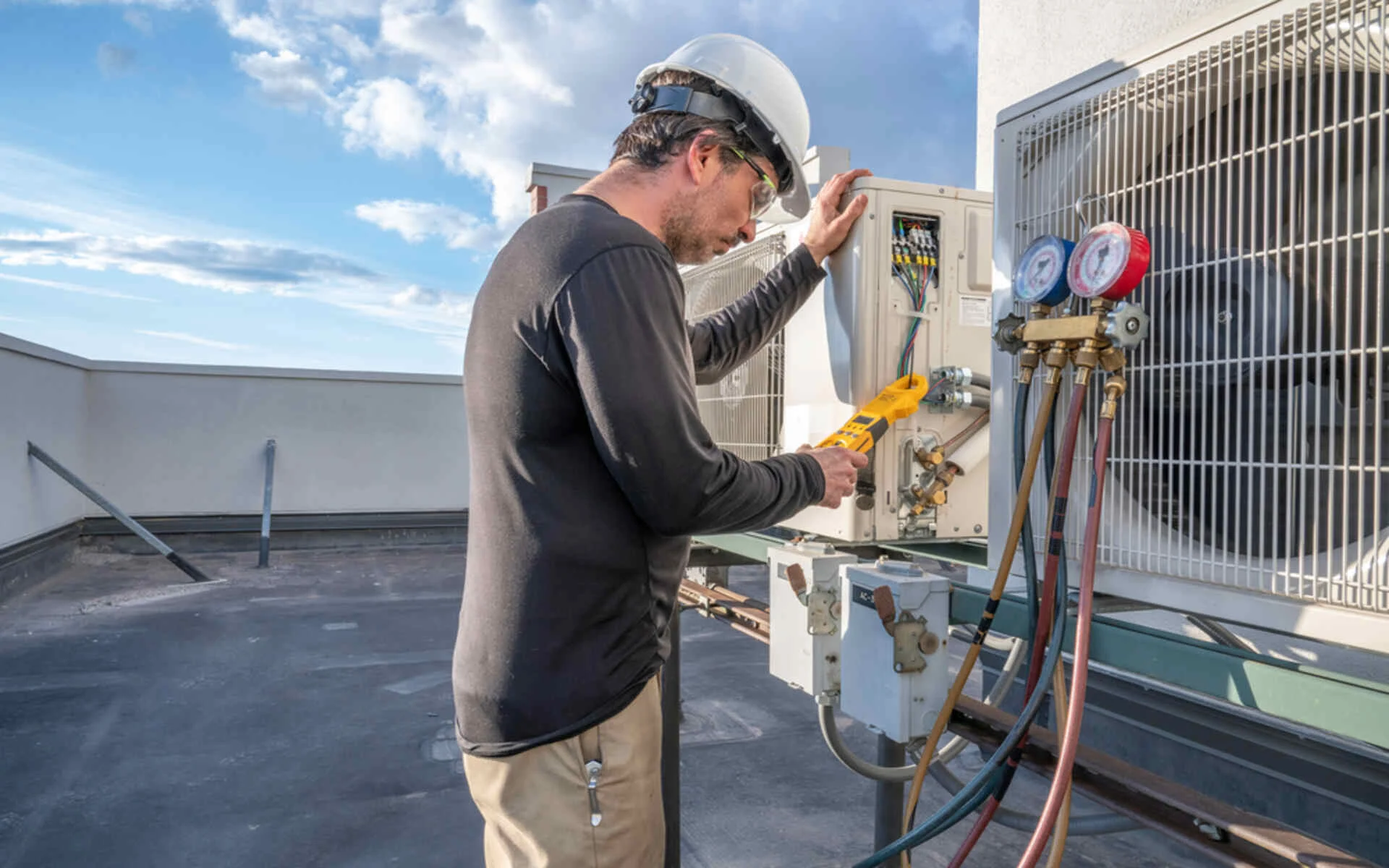 Save Money on Energy Bills with an Efficient HVAC Contractor Near Me